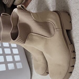 Beige Boots Military Style Rugged Tan